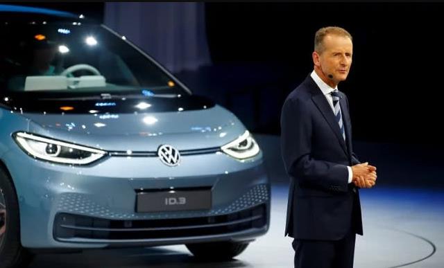 大眾集團(tuán)CEO 大眾電動(dòng)化轉(zhuǎn)型不會(huì)影響集團(tuán)利潤(rùn)